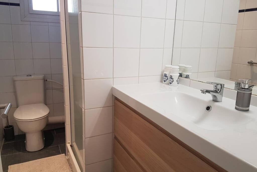 Centre Charmant 3 Pieces 2Ch Avec Parking Vannes Exterior foto